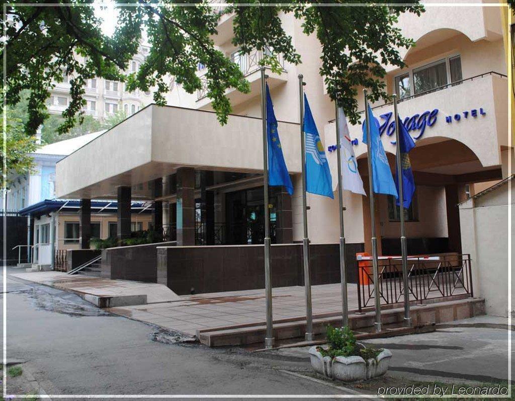 Voyage Hotel Almatî Exterior foto